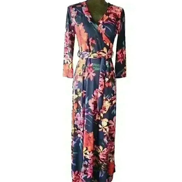 ✨Like New✨ Venus Floral Print Belted Maxi Dress, Size XS - Picture 1 of 8